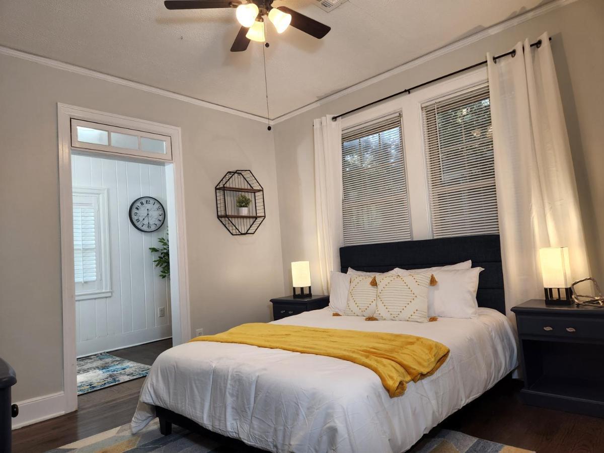 Spacious Centrally Located 3 Bed 2 Bath - Sleeps 8 Монтгомери Экстерьер фото